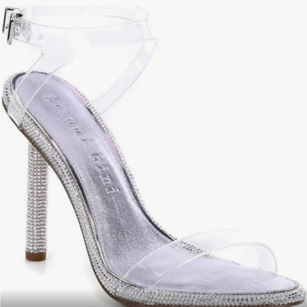 New Gianni Bini sandals silver